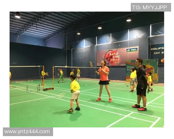 重庆羽毛球队力量表现数据分析与训练效果探讨